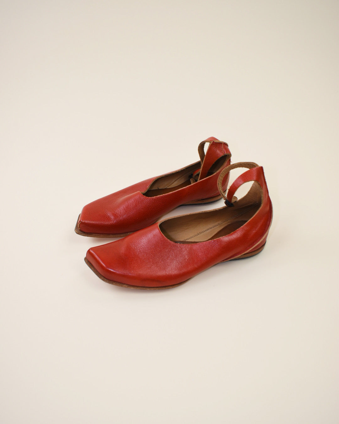 Cydwoq Red Leather Mary Jane Flats - Size 36.5, 6