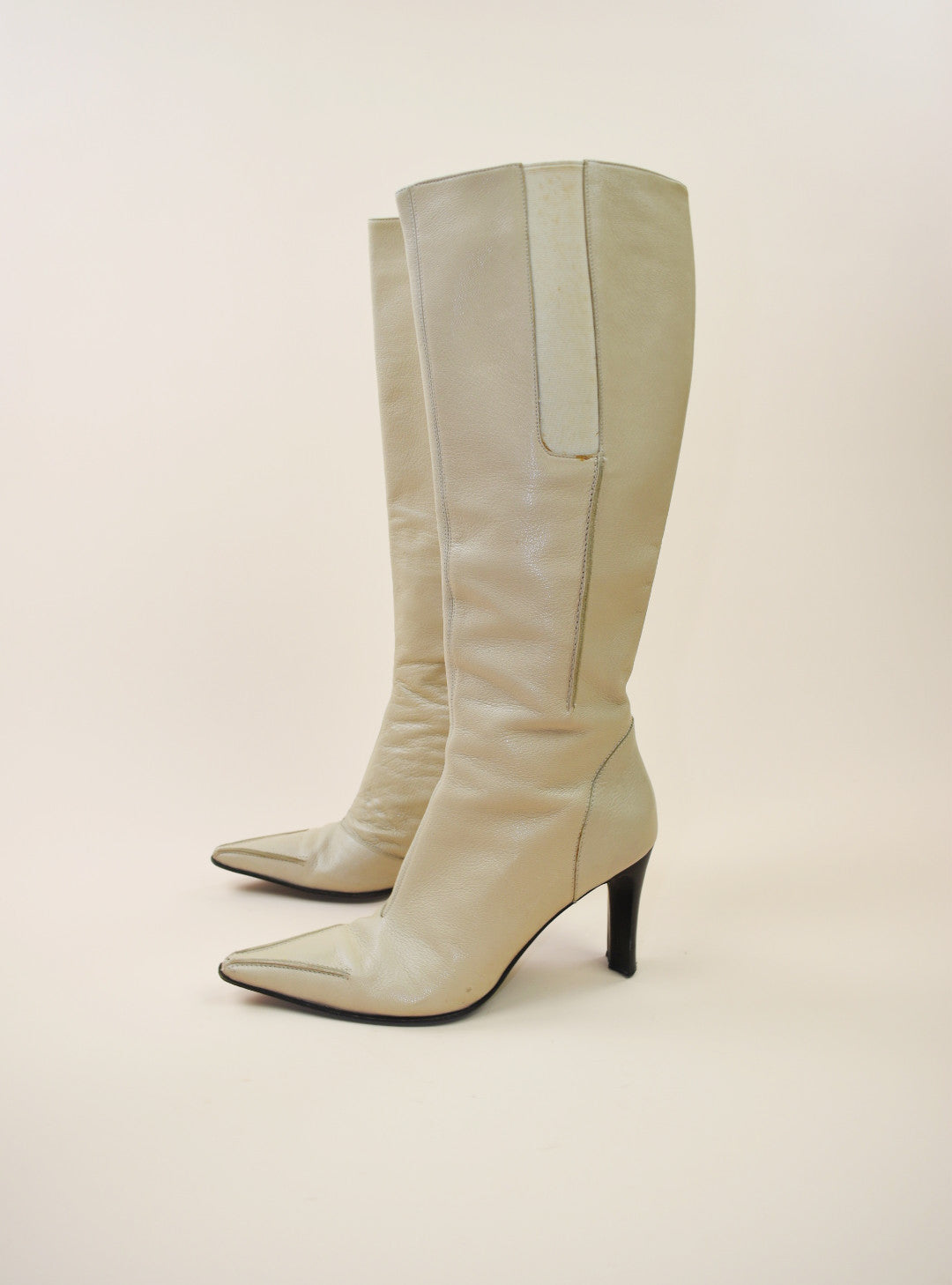 Y2K Via Spiga Cream Leather Boots - Size 10