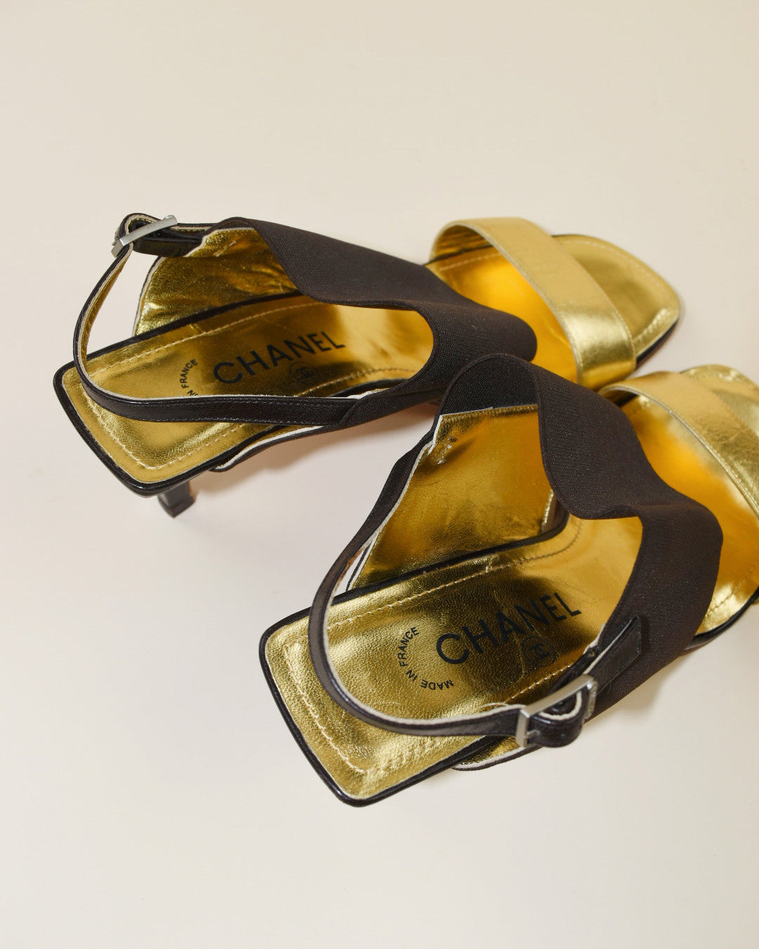 90s Chanel Gold Slingback Heels - Size 38.5, 8