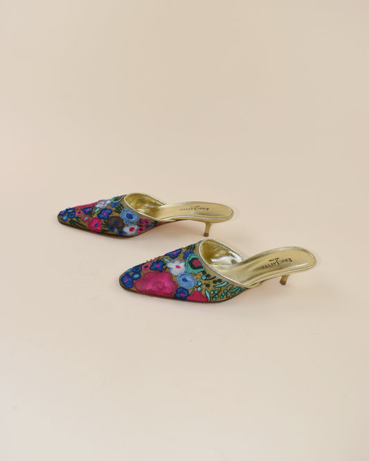 Vintage Floral Embroidered Mules - Size 7.5